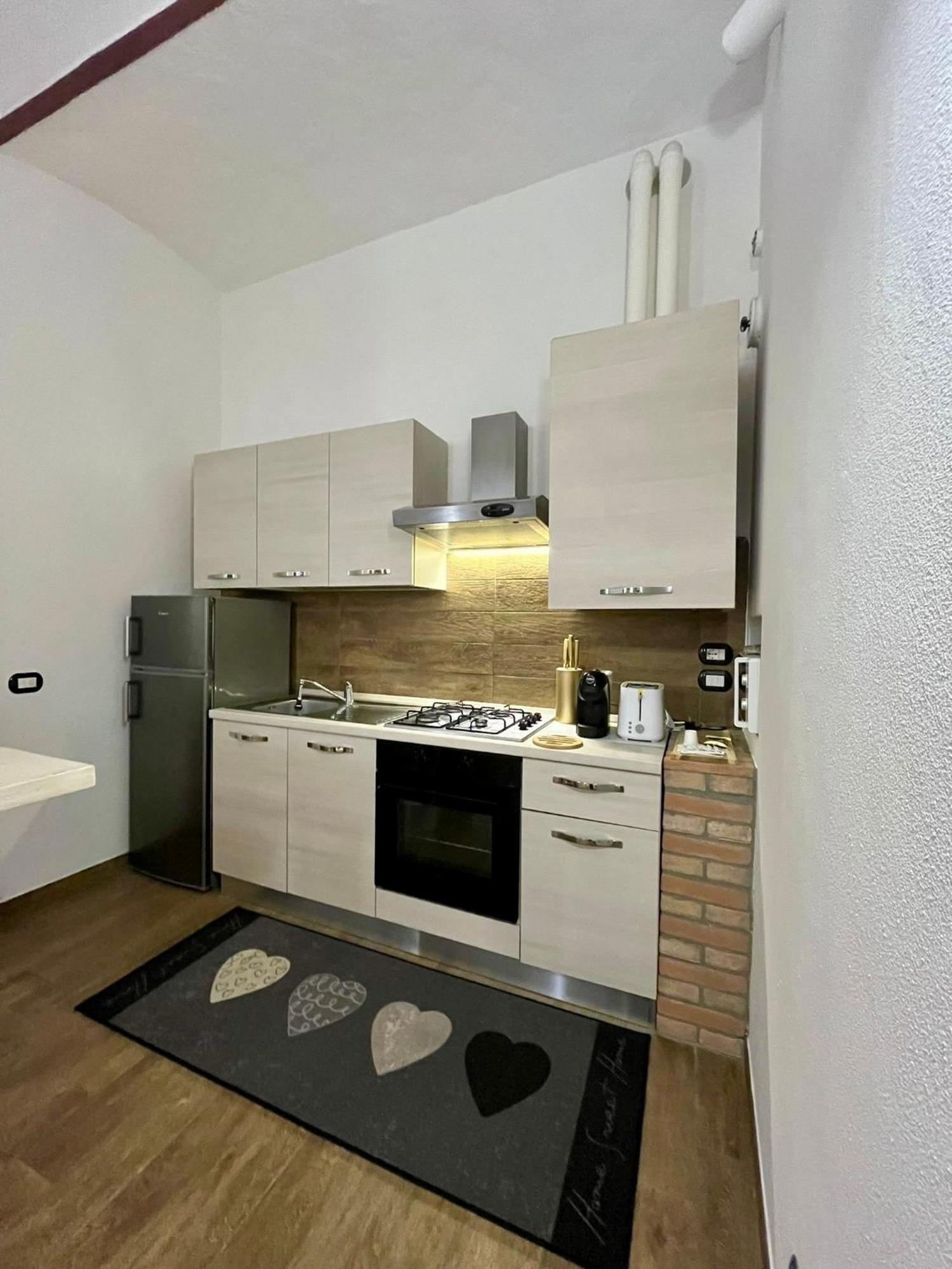 Residenza Corrado By Almanova Residenze Apartment Mantova Exterior photo